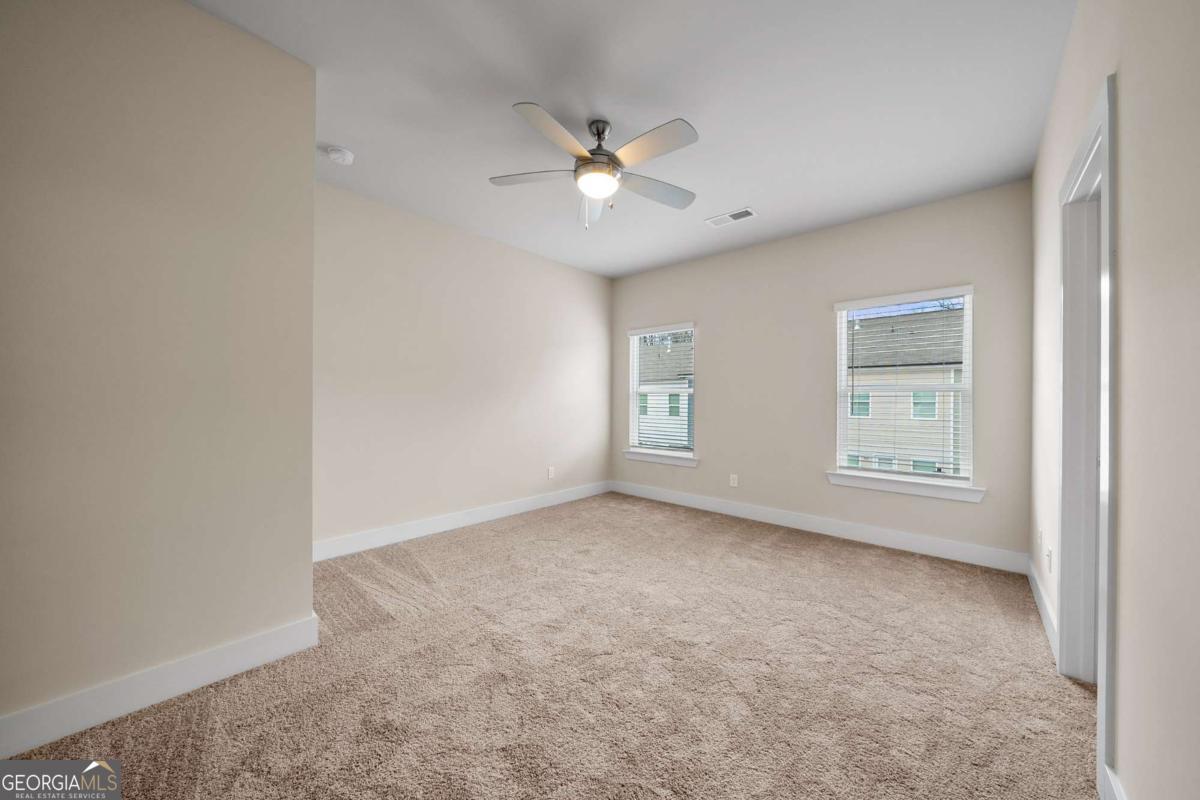 3761 Oxford Circle Property Photo 16