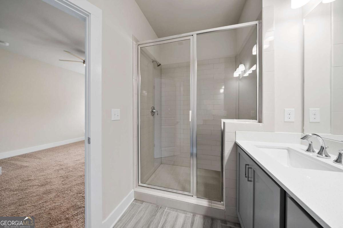 3761 Oxford Circle Property Photo 18