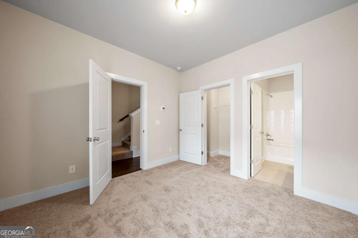 3761 Oxford Circle Property Photo 19