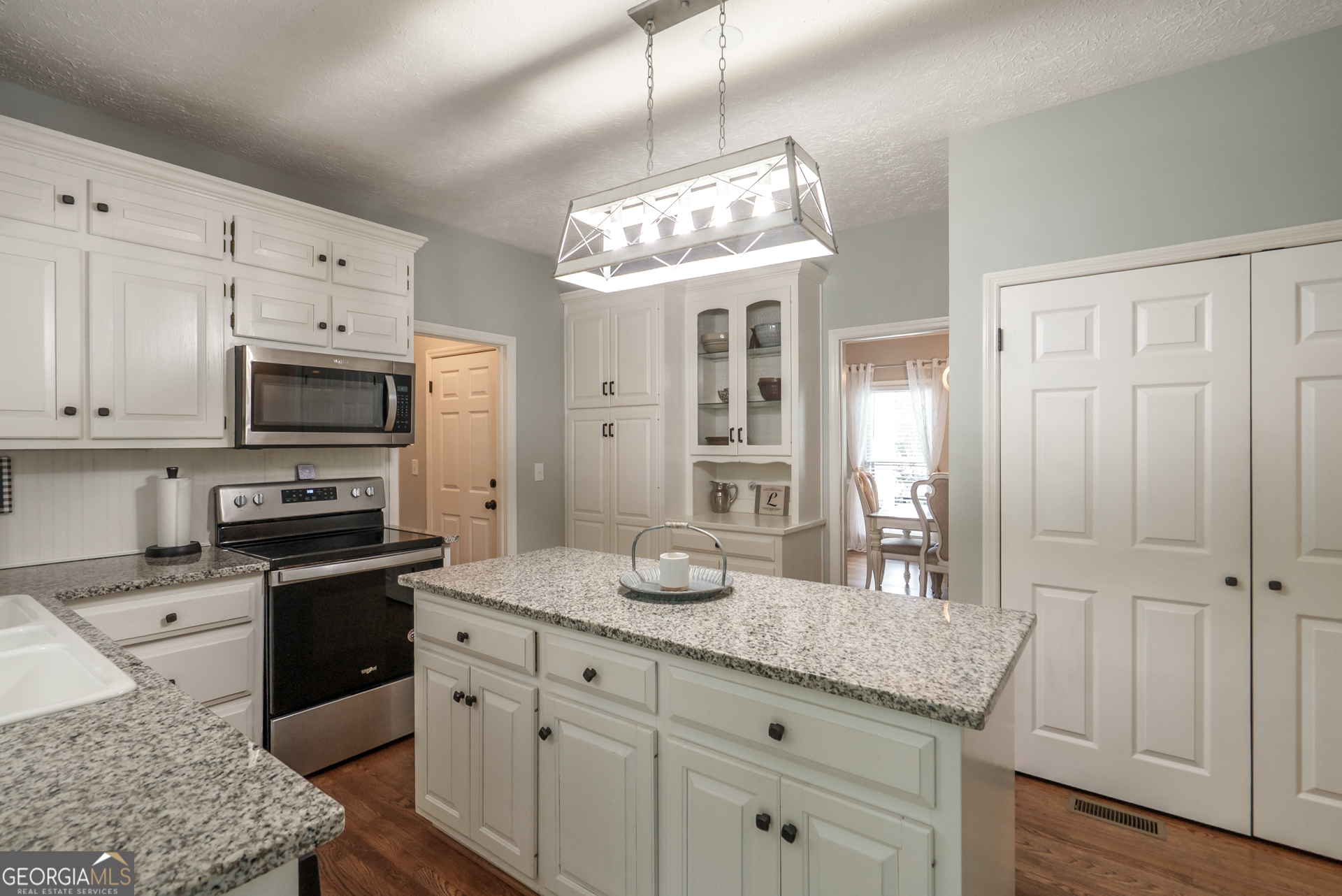 2811 Ike Stone Road Property Photo 17