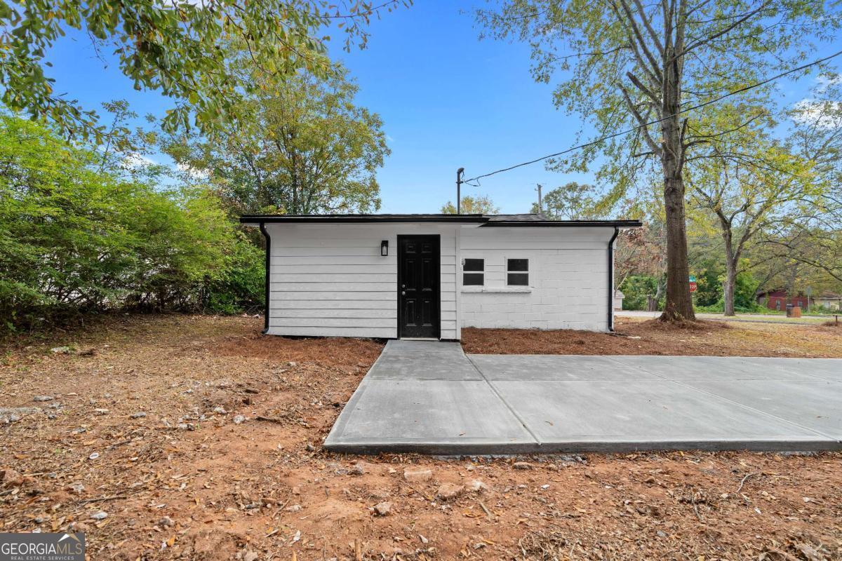 118 Perry Street Property Photo 18