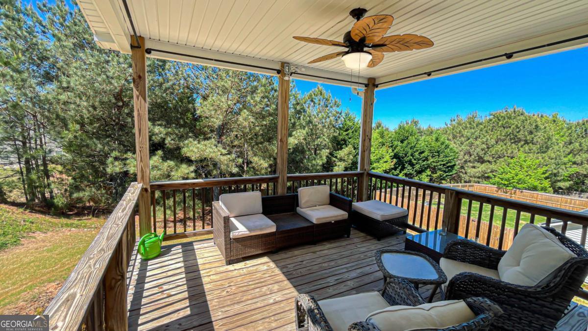 3835 Hawk Tail Drive Property Photo 2