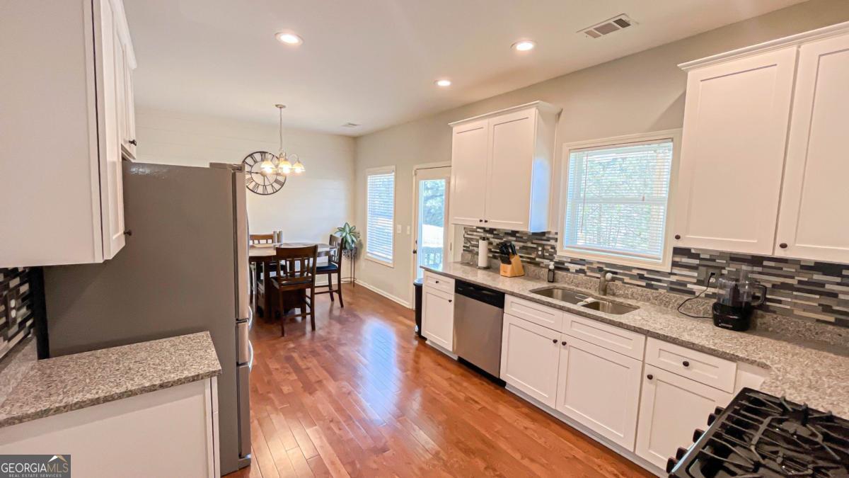 3835 Hawk Tail Drive Property Photo 12