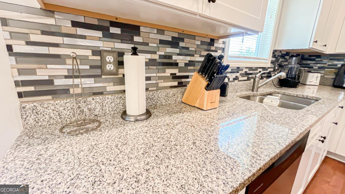 3835 Hawk Tail Drive Property Photo 14