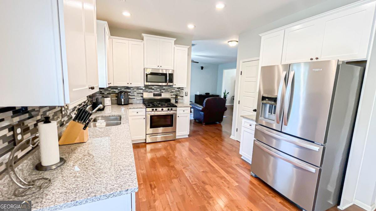 3835 Hawk Tail Drive Property Photo 18