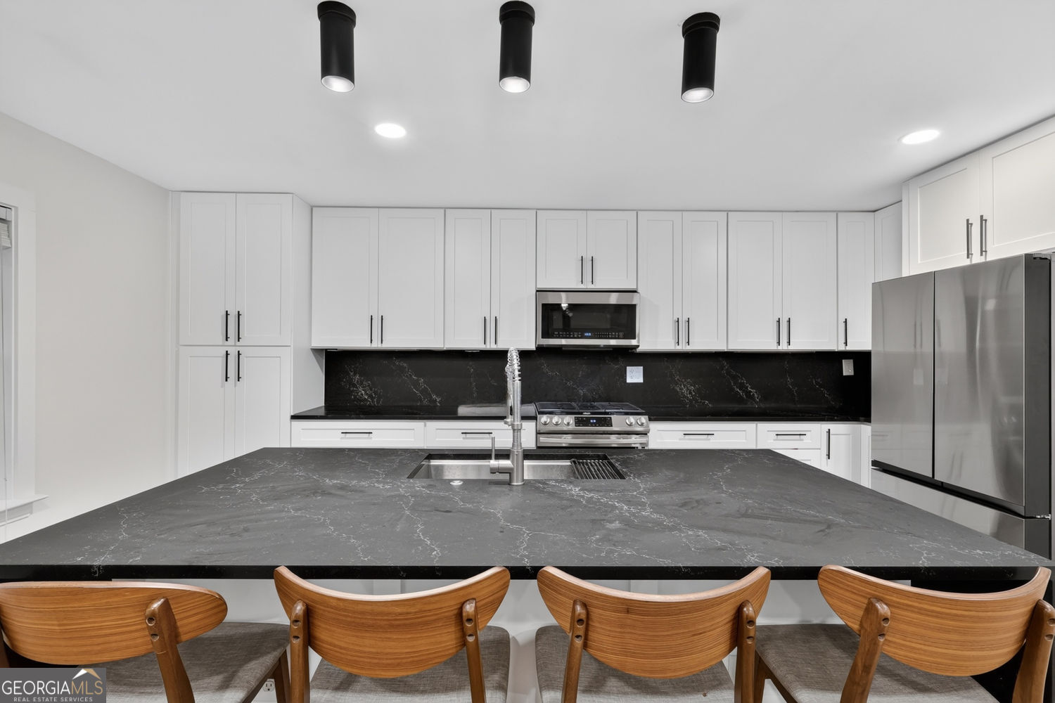 1445 Monroe Drive Ne # F2 Property Photo 3