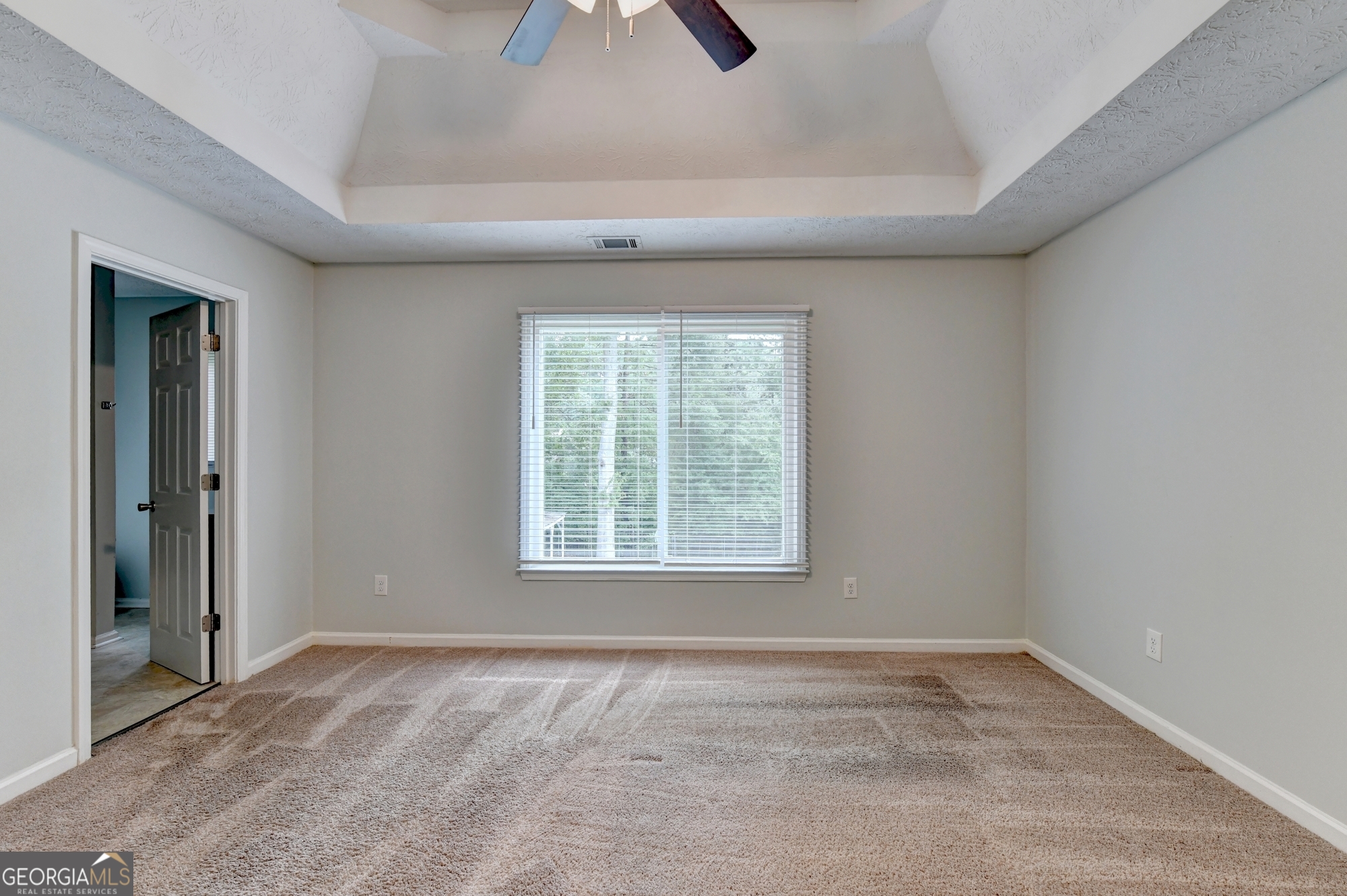 2300 Huntington Drive Property Photo 19