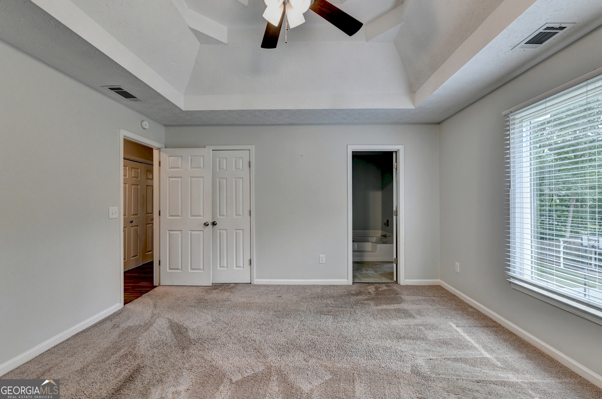 2300 Huntington Drive Property Photo 20