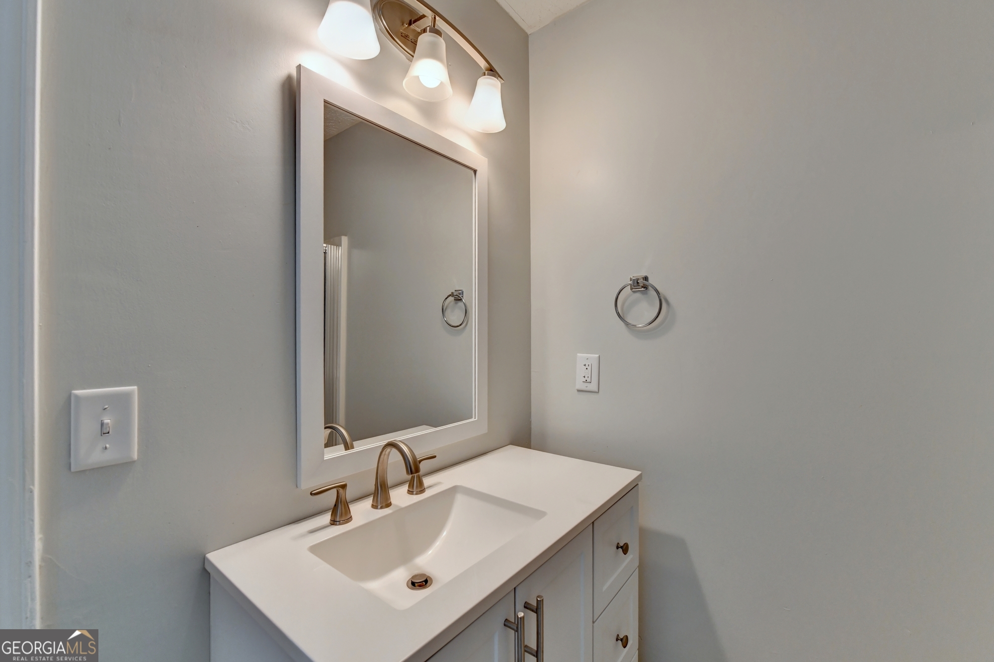 2300 Huntington Drive Property Photo 22