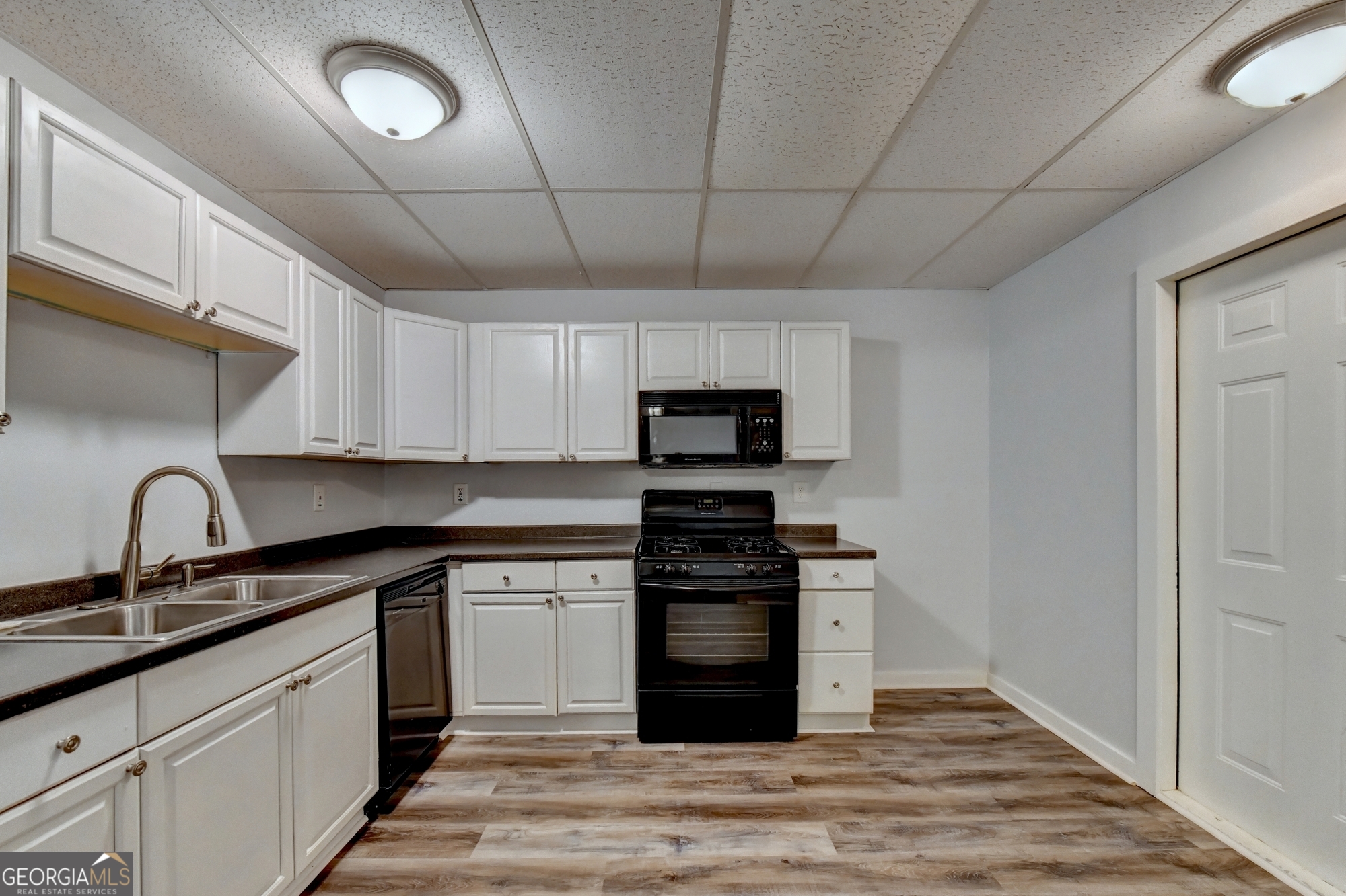 2300 Huntington Drive Property Photo 30