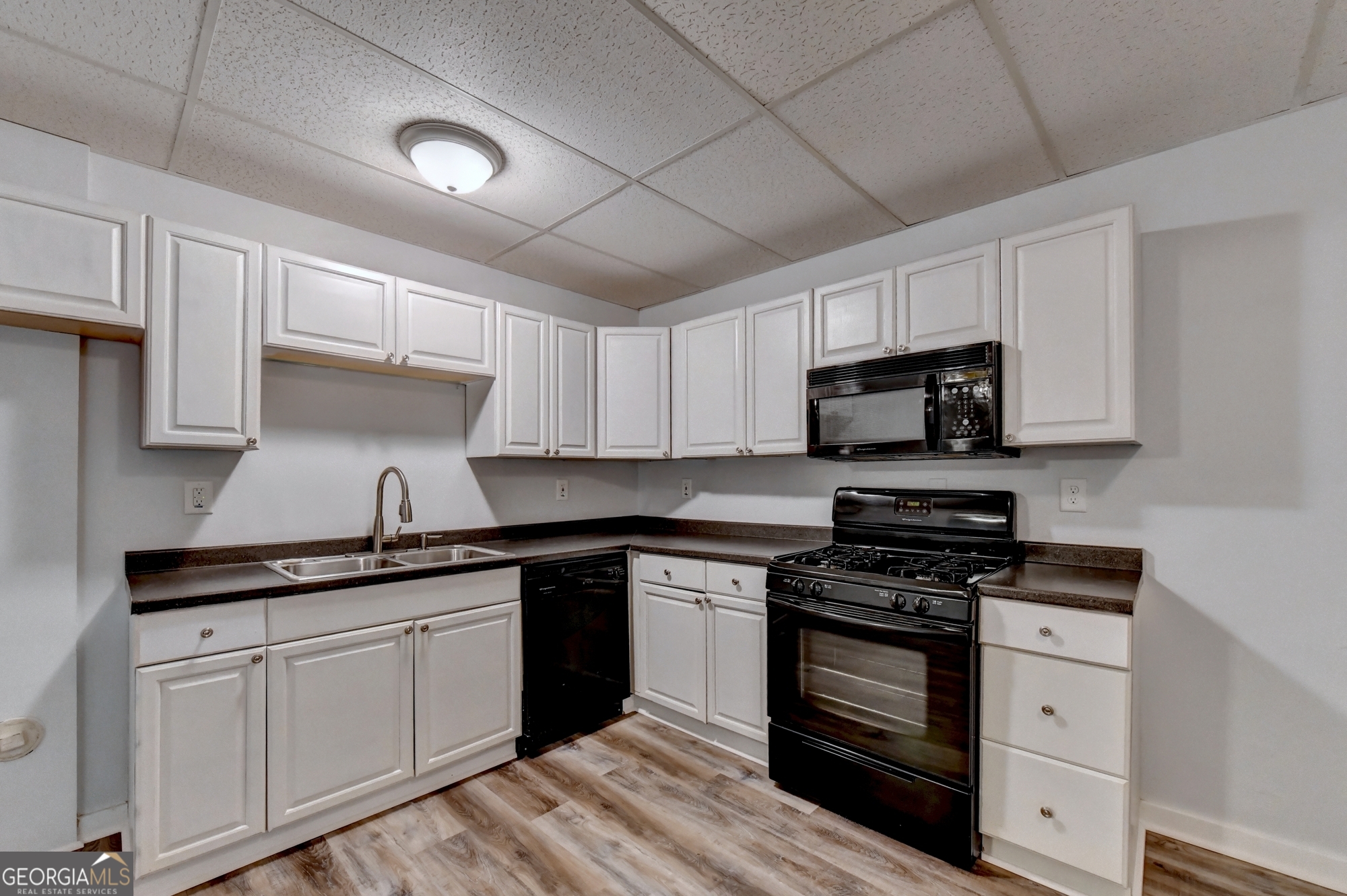 2300 Huntington Drive Property Photo 31