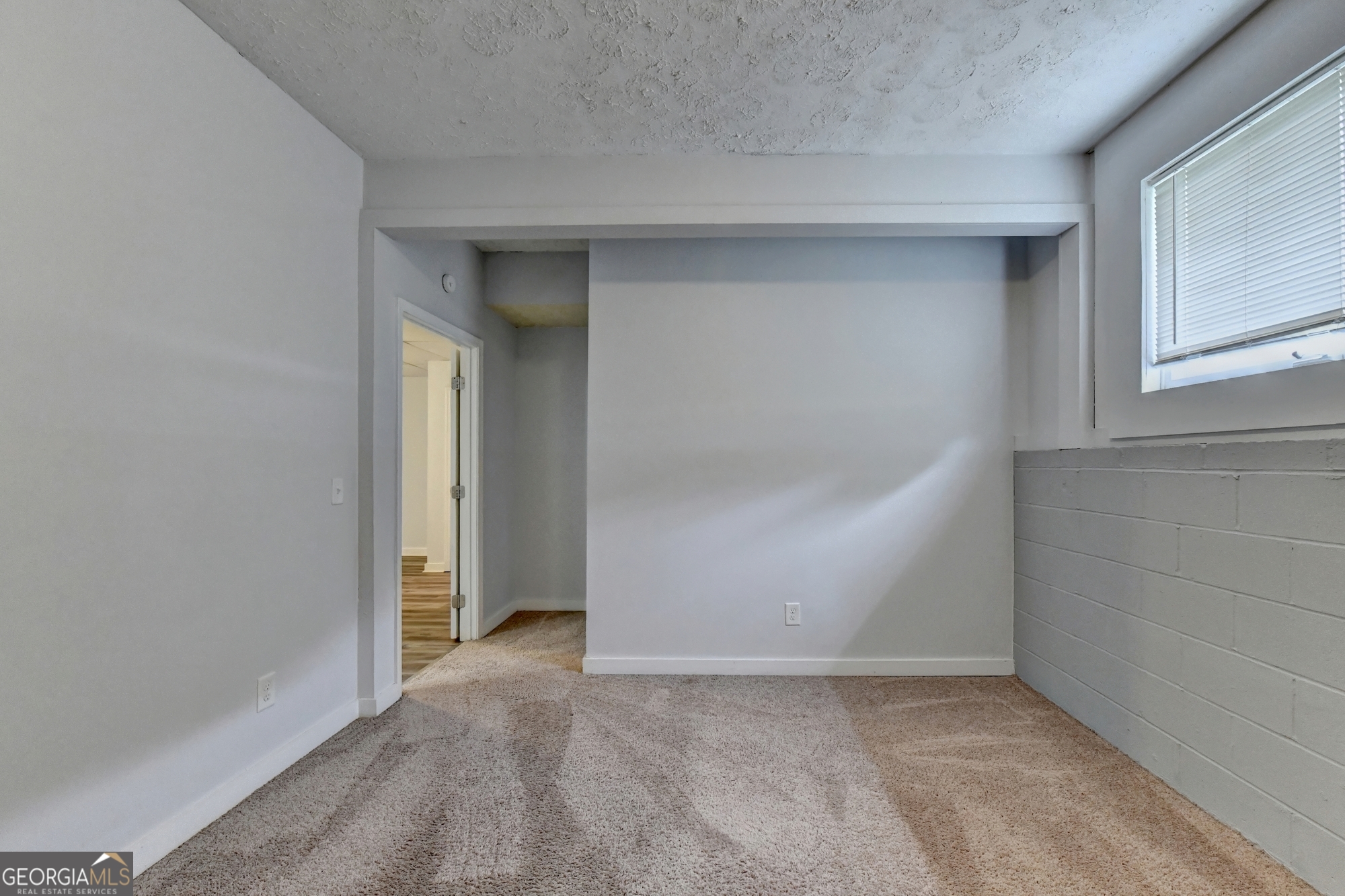 2300 Huntington Drive Property Photo 34