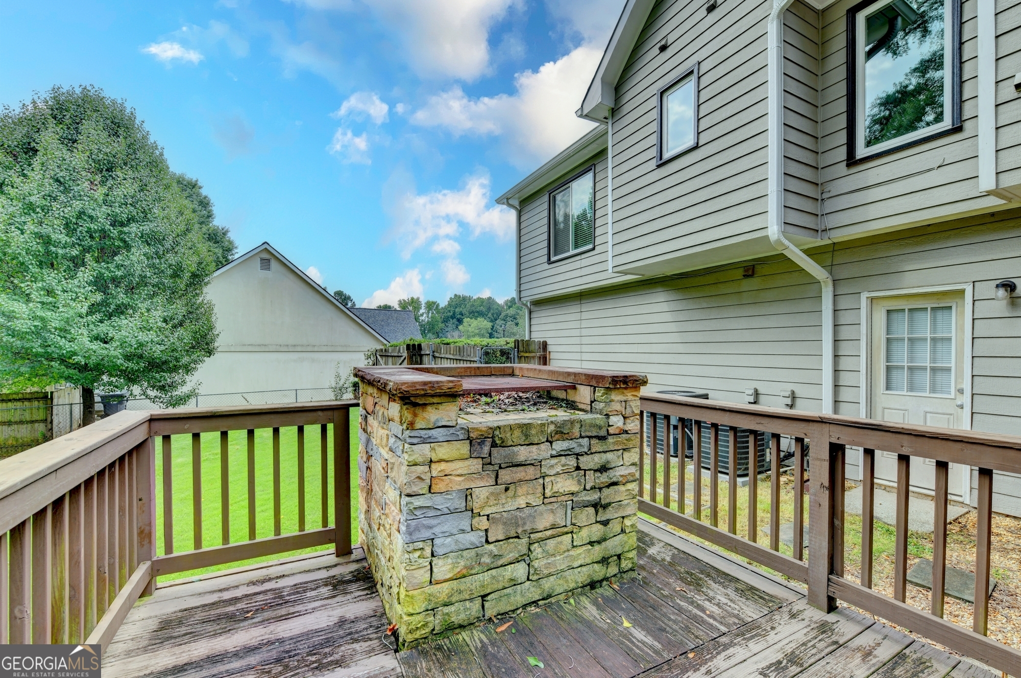 2300 Huntington Drive Property Photo 41