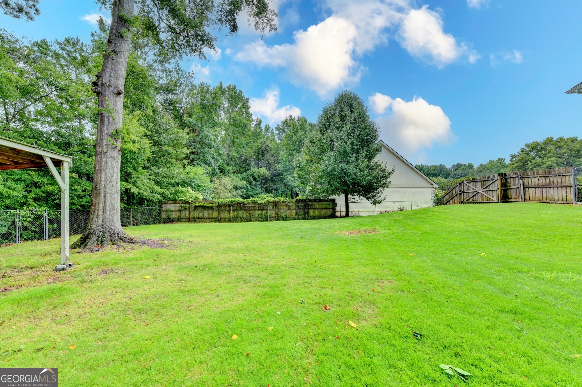 2300 Huntington Drive Property Photo 45