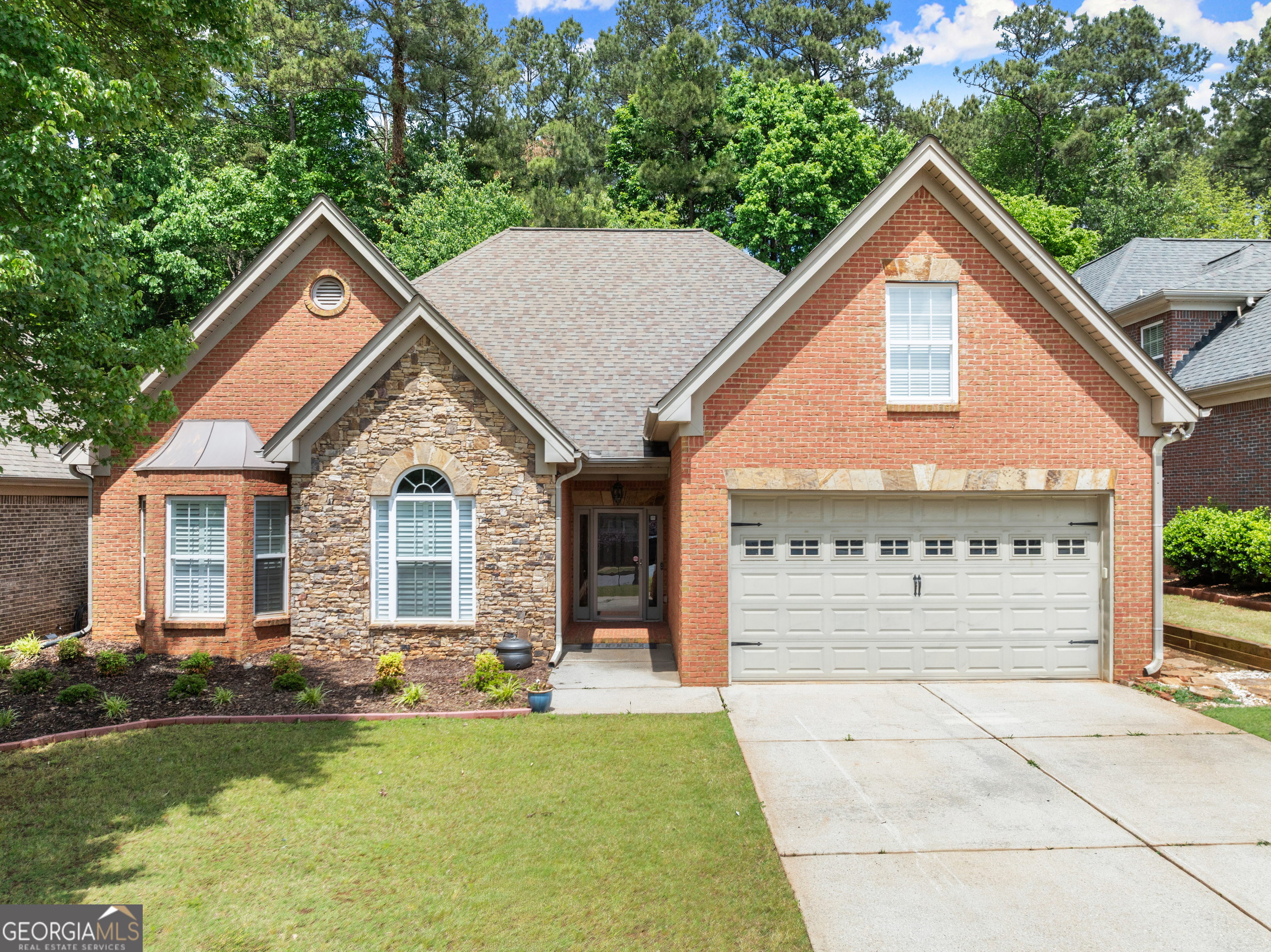 2110 Retreat Haven Lane Property Photo 1