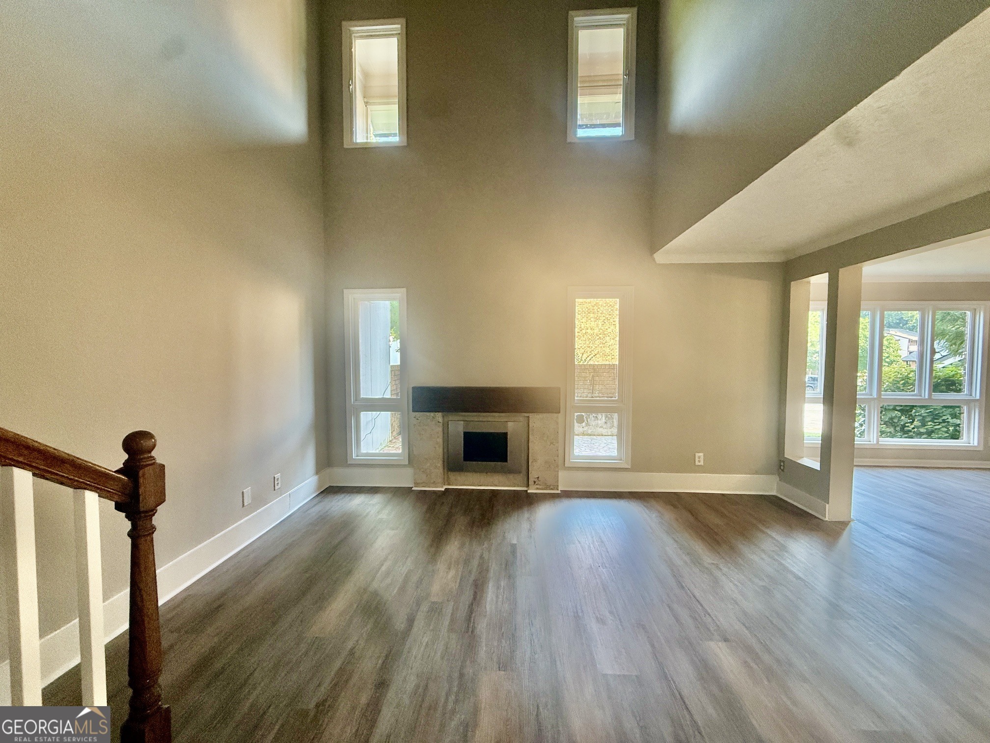 3240 Clairmont North Ne Property Photo 11