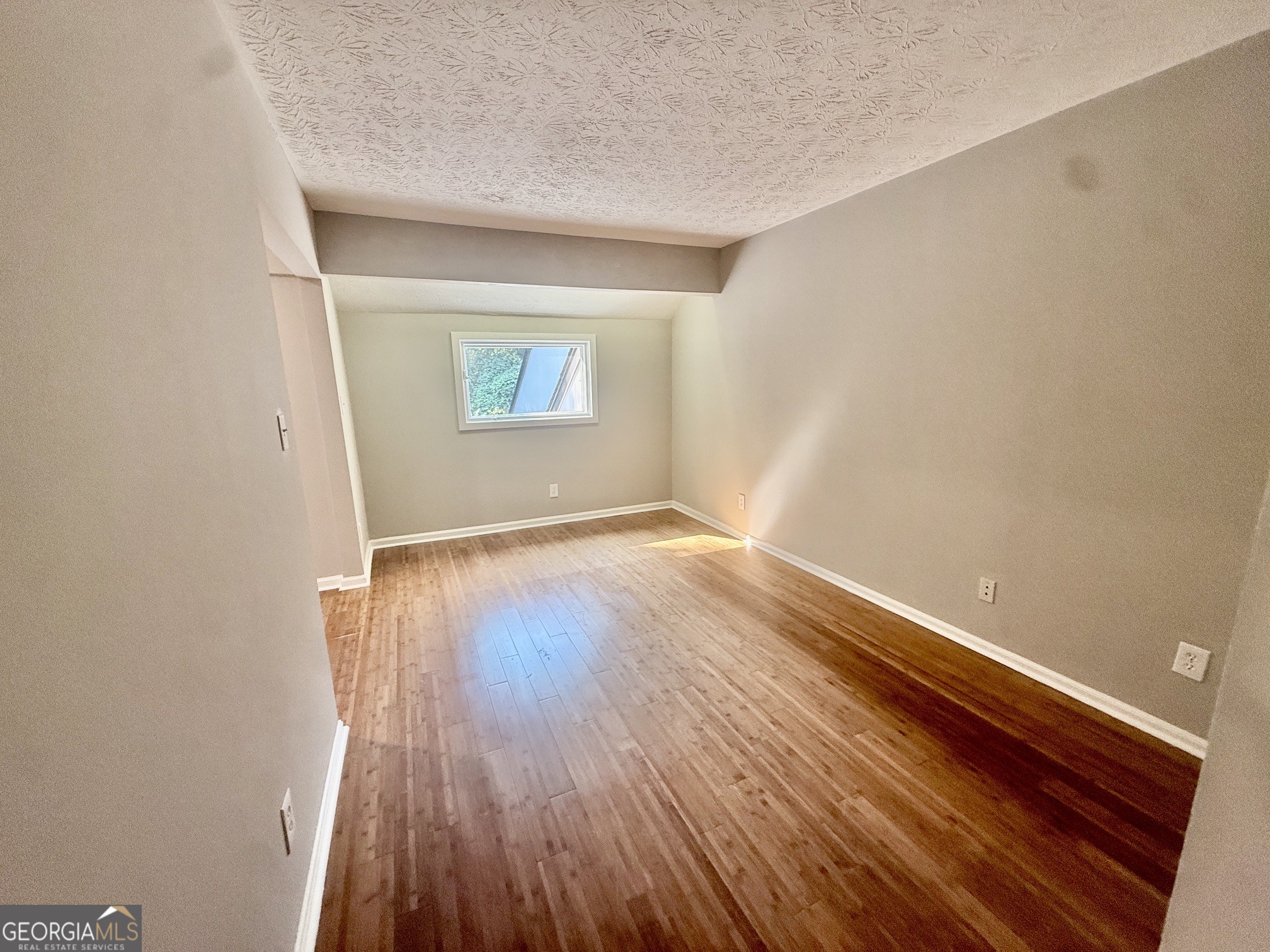 3240 Clairmont North Ne Property Photo 12