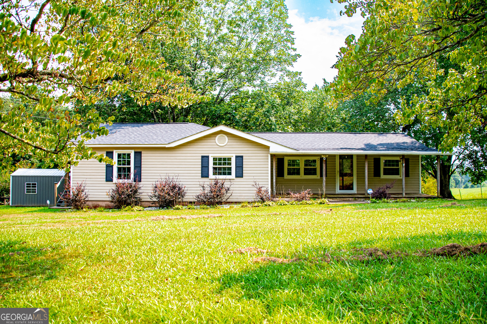 1419 County Road 480 Property Photo 1
