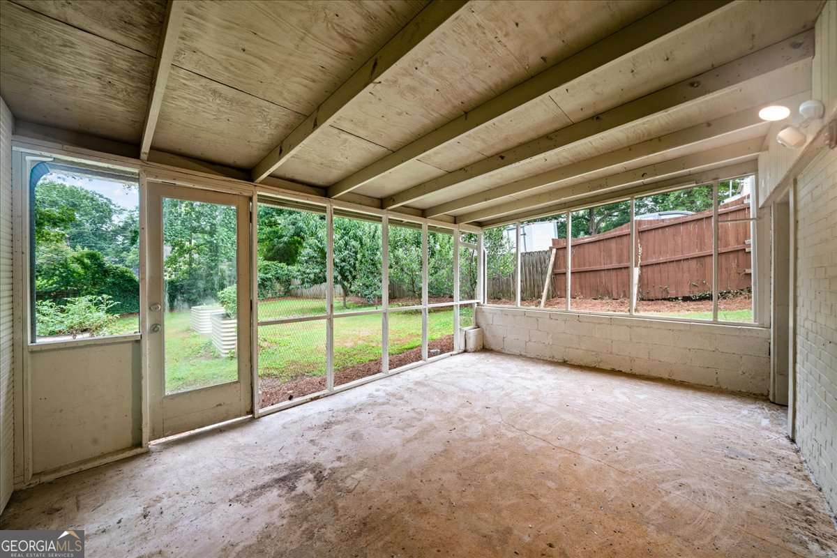 414 Alexander Circle Se Property Photo 25