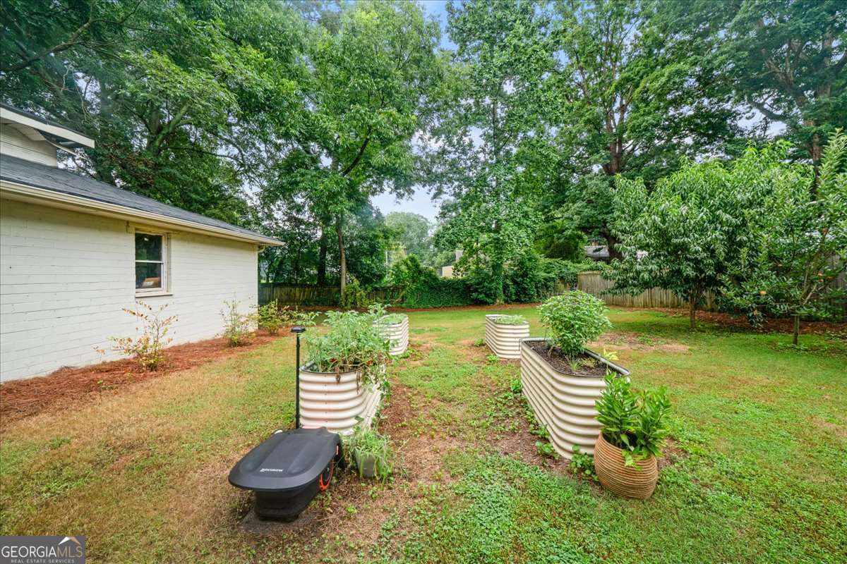 414 Alexander Circle Se Property Photo 26