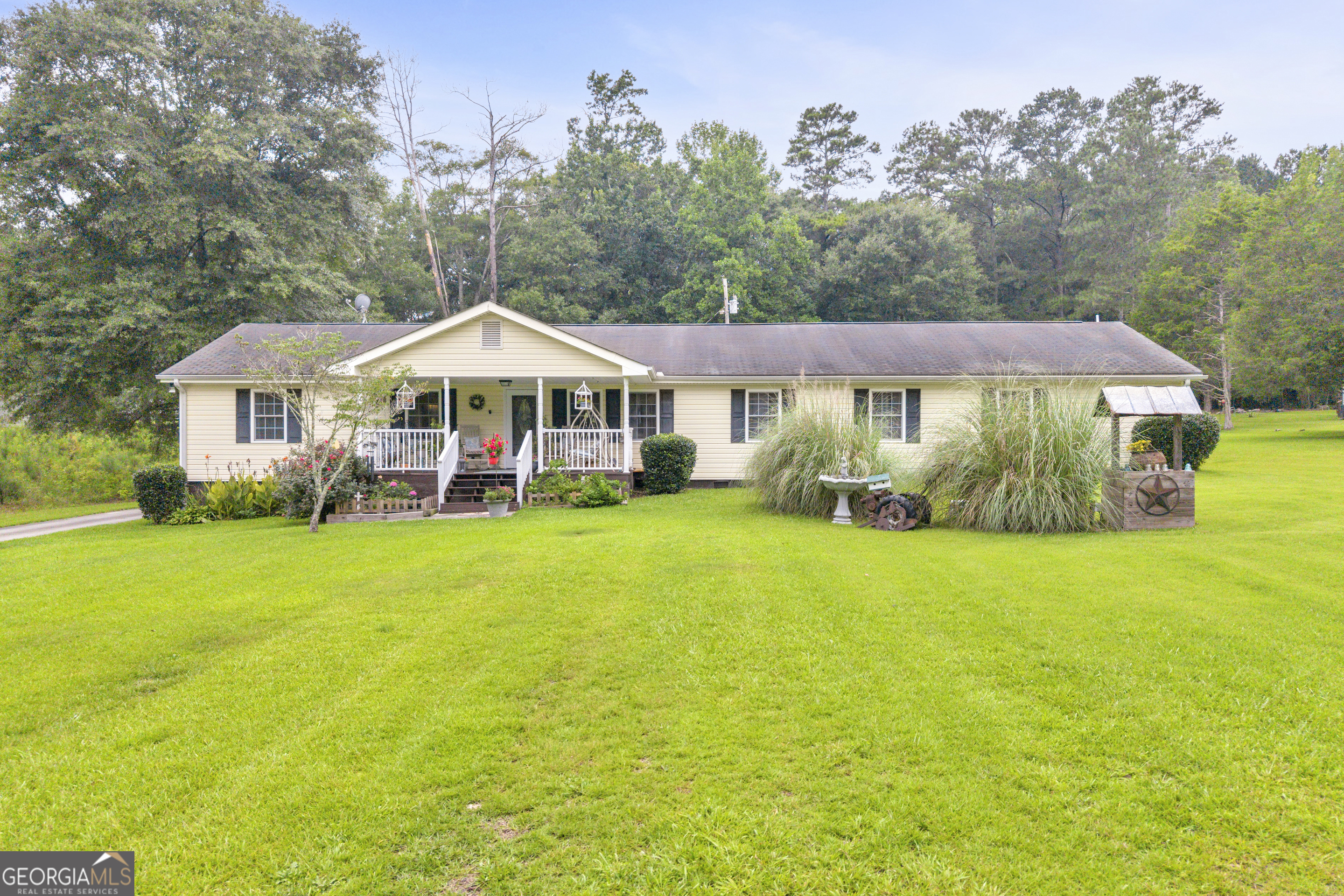 395 Moss Ferry Road Property Photo 1