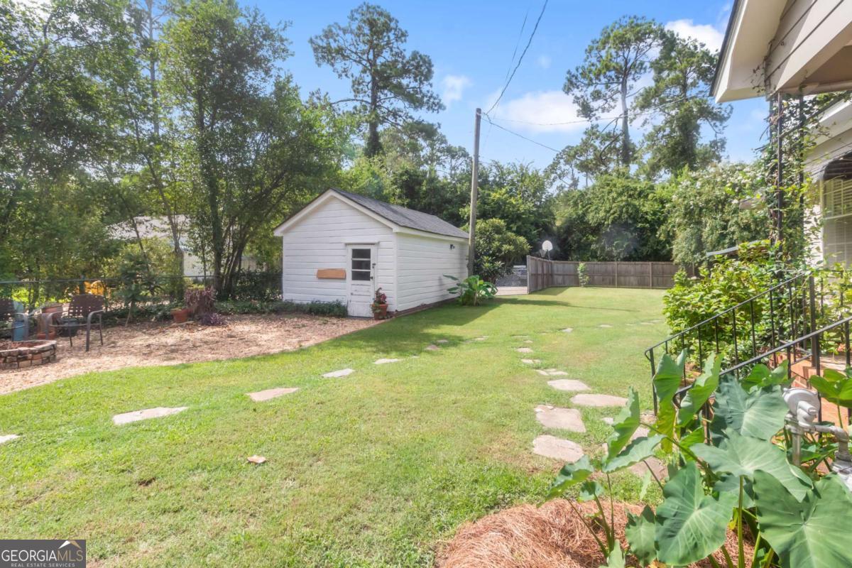 910 6th Avenue Property Photo 49