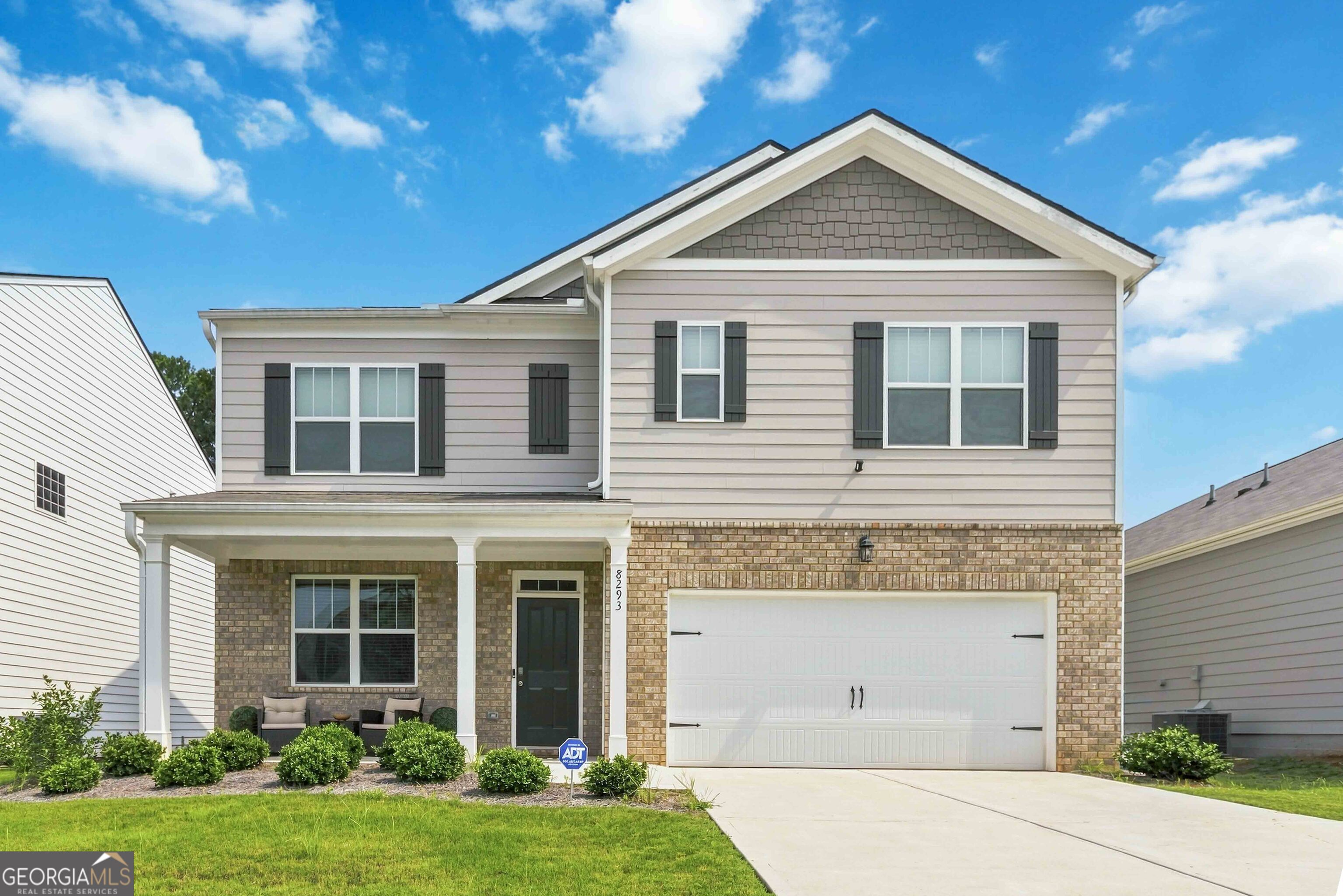 8293 Bluewater Drive Property Photo 1
