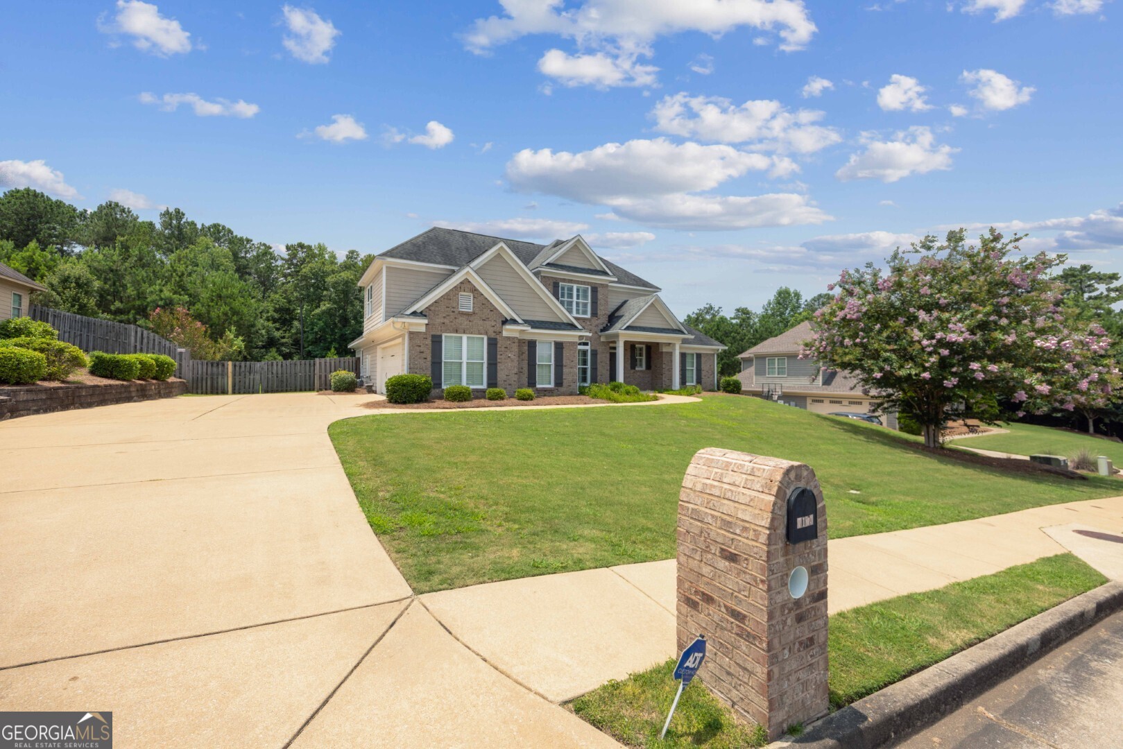 7103 Bridgemill Drive Property Photo 2