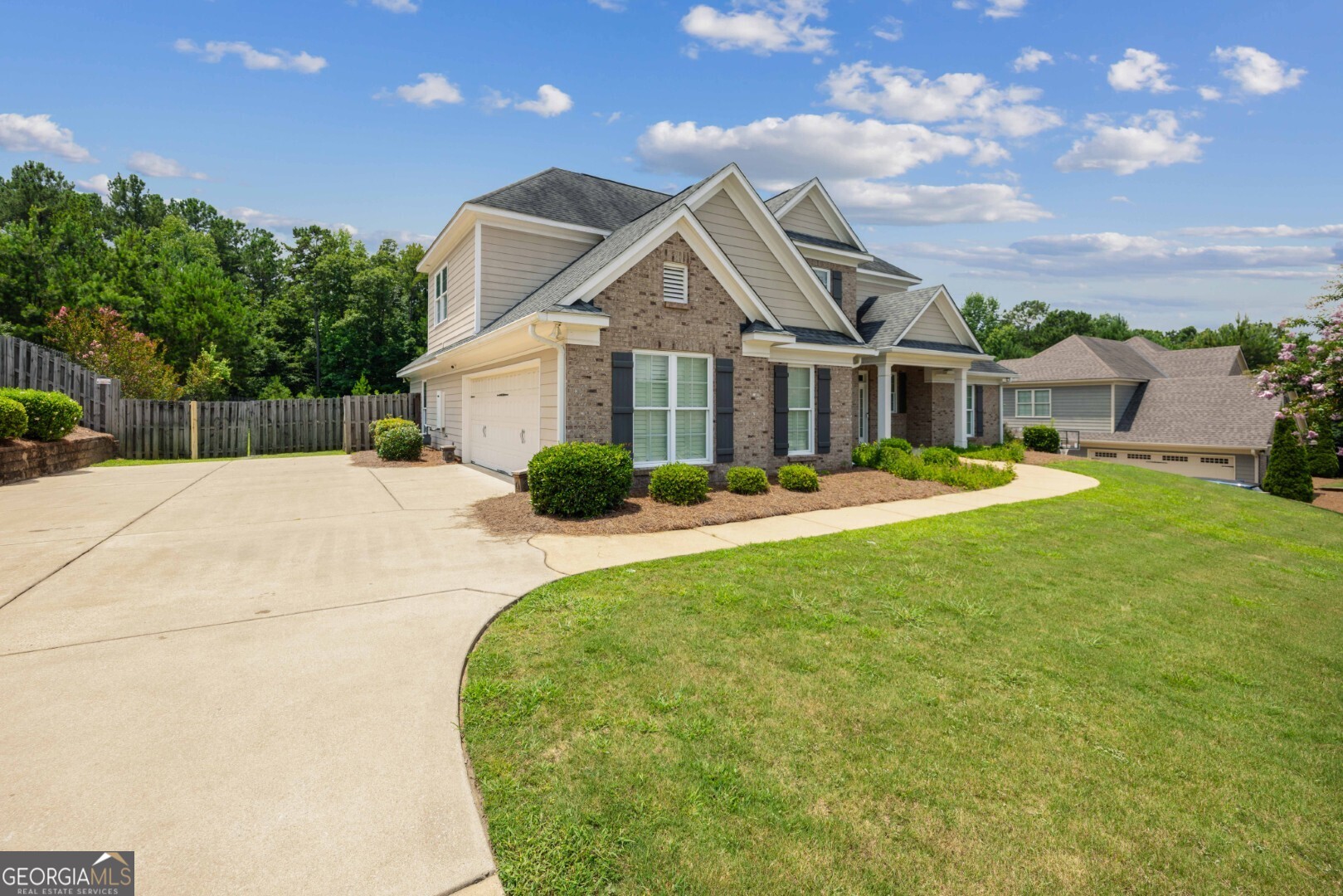 7103 Bridgemill Drive Property Photo 3