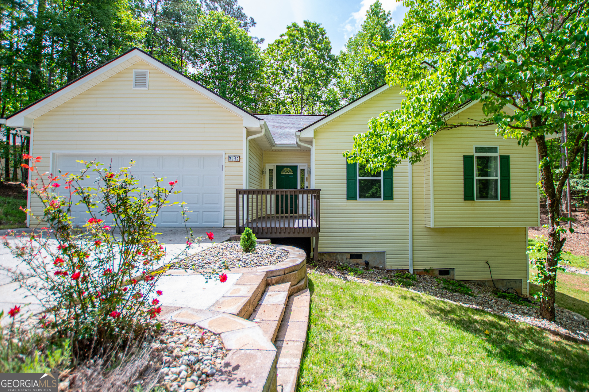 8047 Longleaf Court Property Photo 4