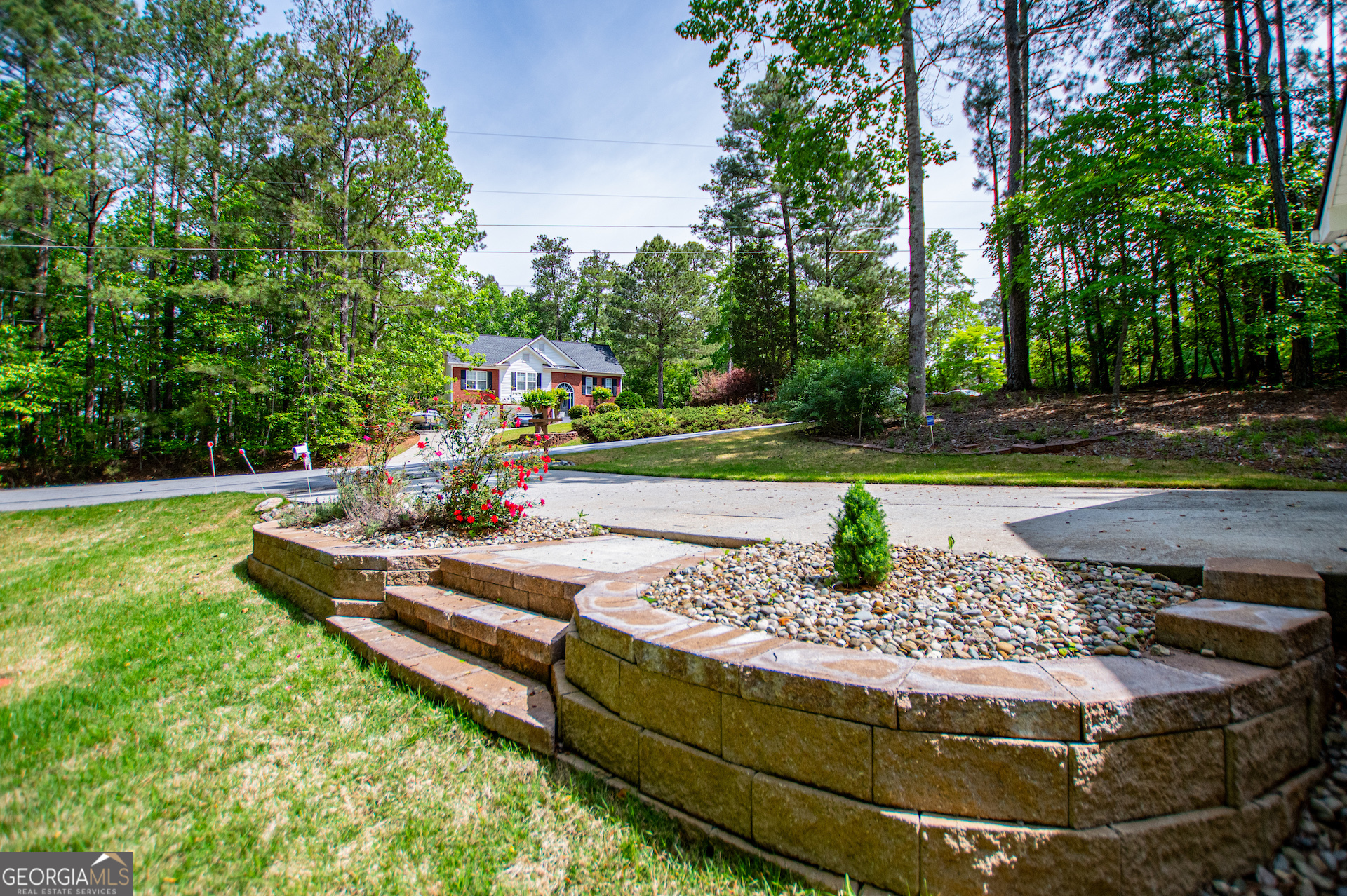8047 Longleaf Court Property Photo 5