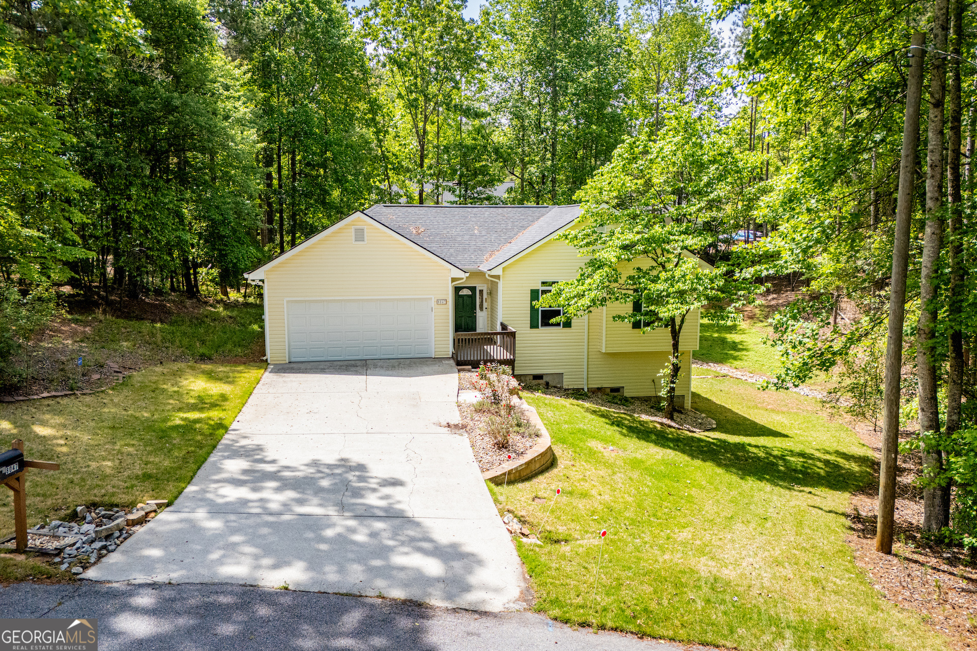 8047 Longleaf Court Property Photo 7