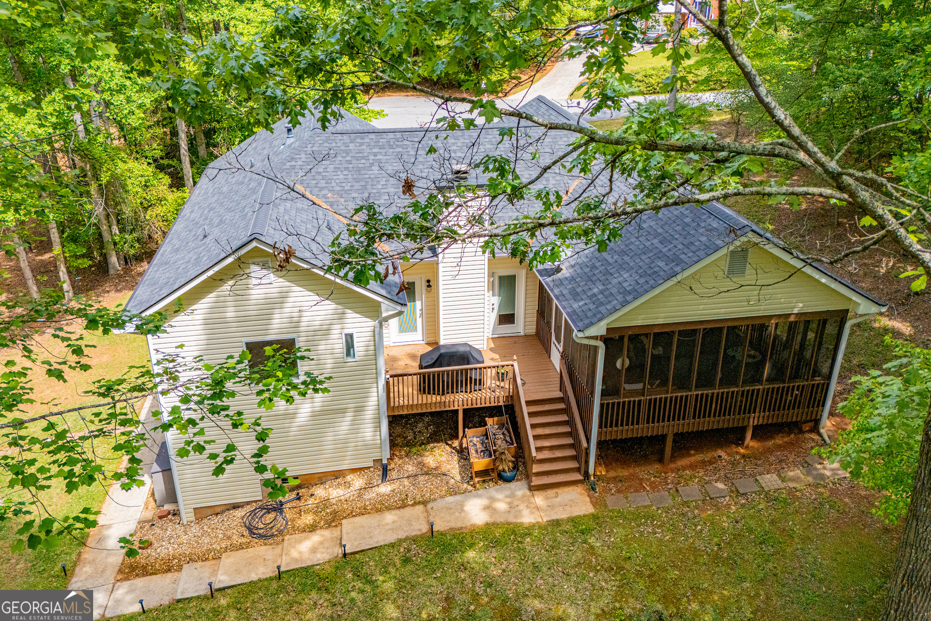 8047 Longleaf Court Property Photo 19