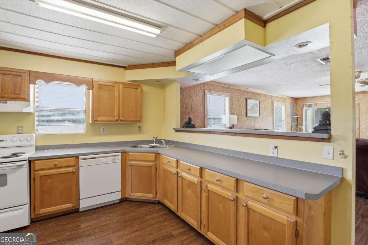 1525 Myron Hart Road Property Photo 12