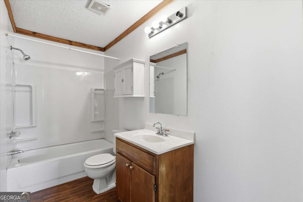 1525 Myron Hart Road Property Photo 26