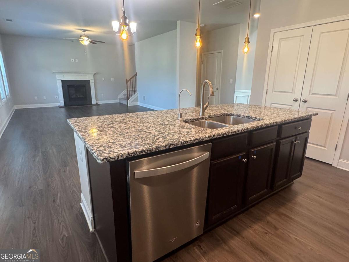 4472 Beechnut View Property Photo 10