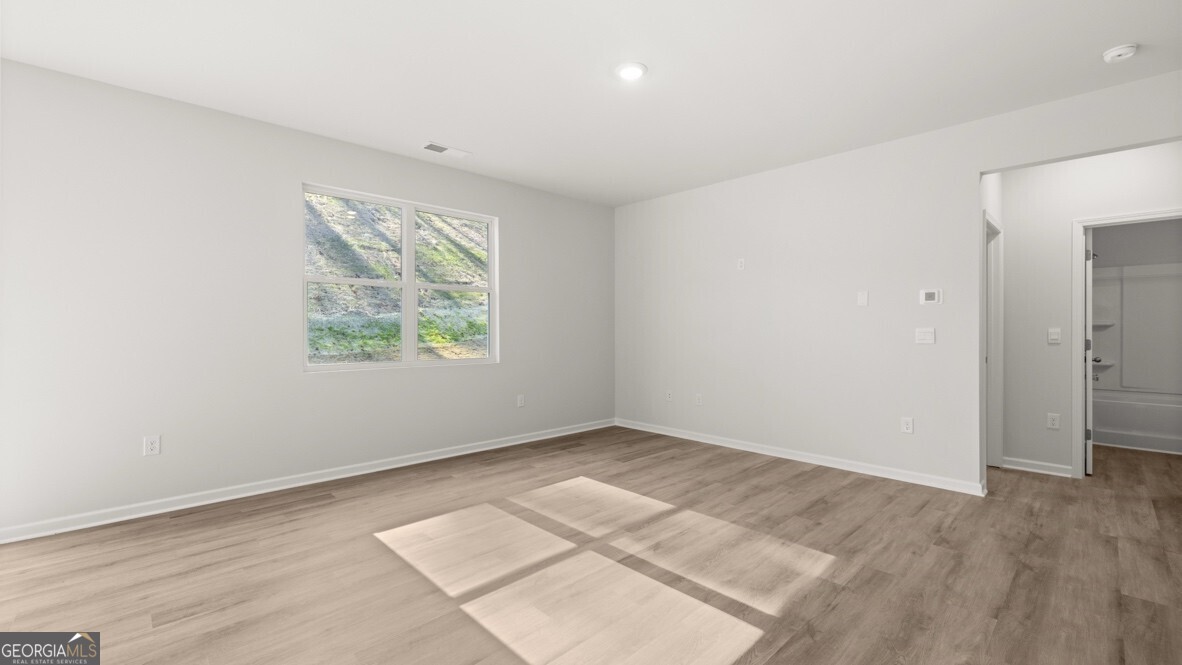 395 Creekview Way Property Photo 11
