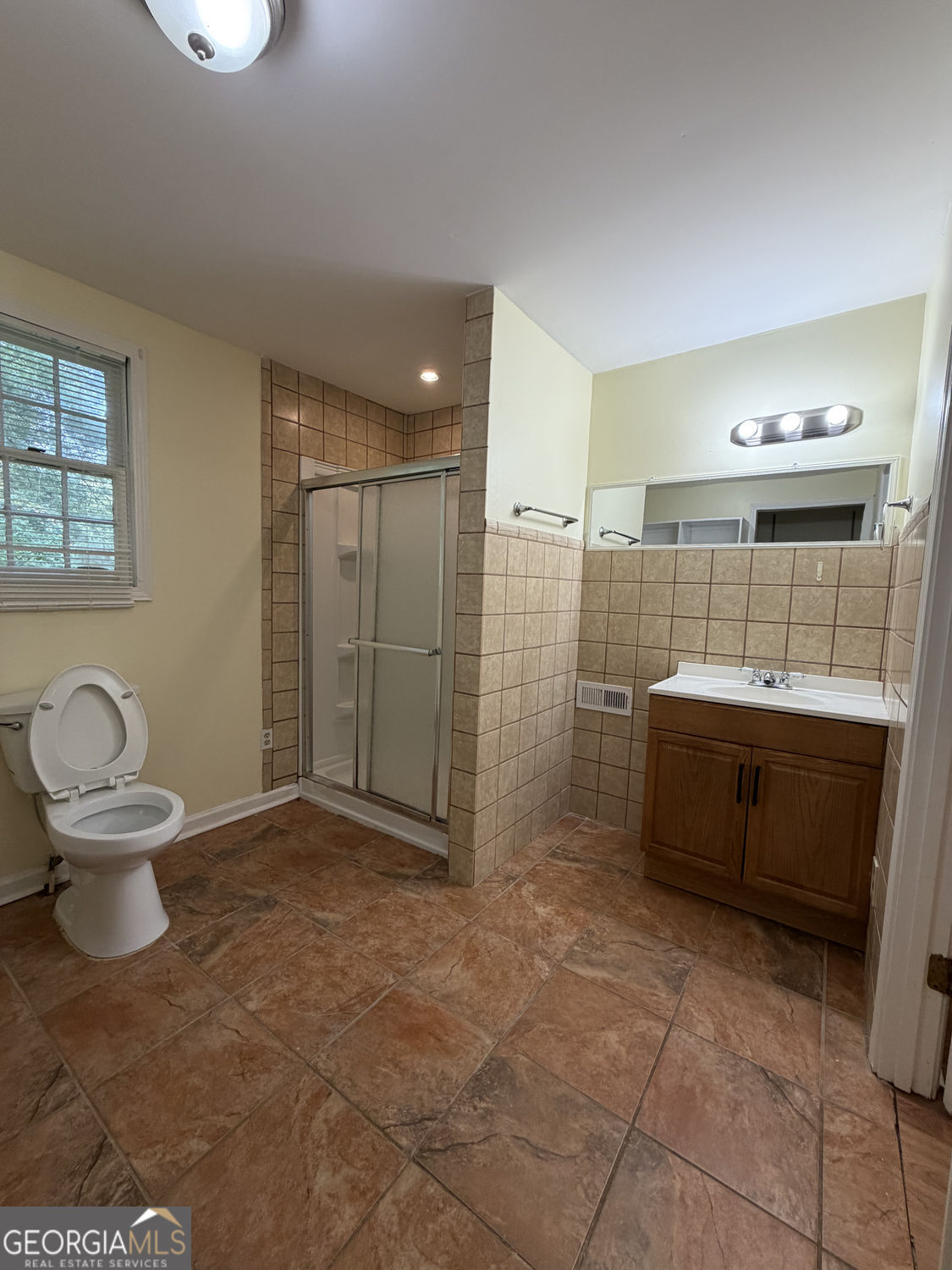 2720 Hollywood Drive Property Photo 19