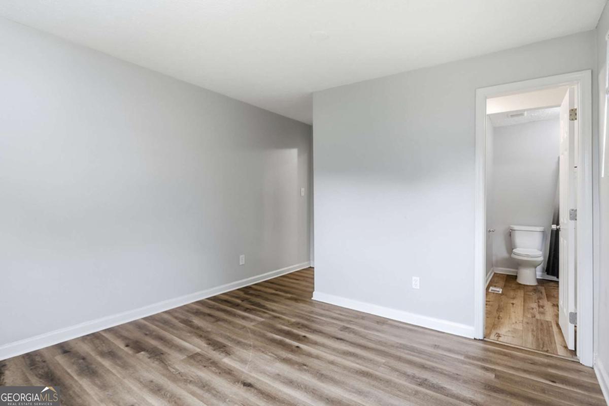 3422 Eisenhower Circle Se Property Photo 17