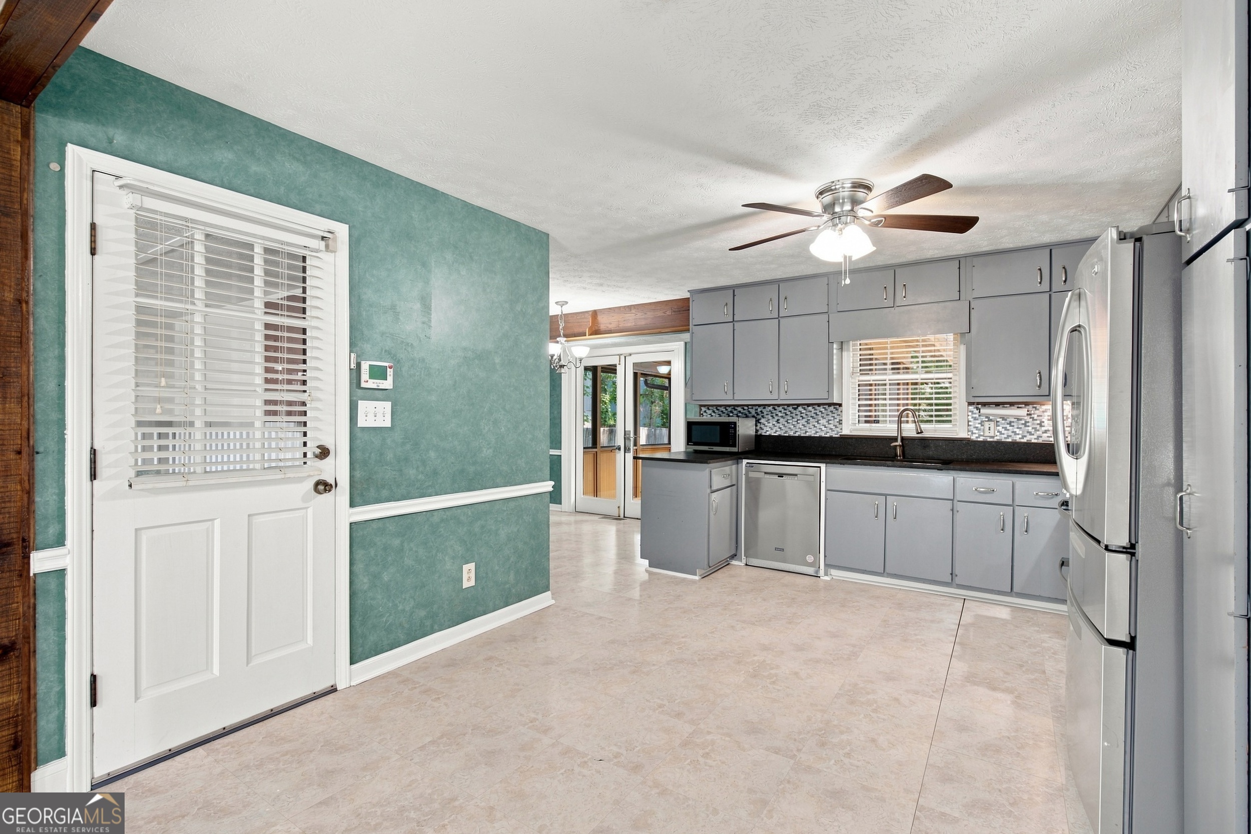 4328 Shady Drive Property Photo 9