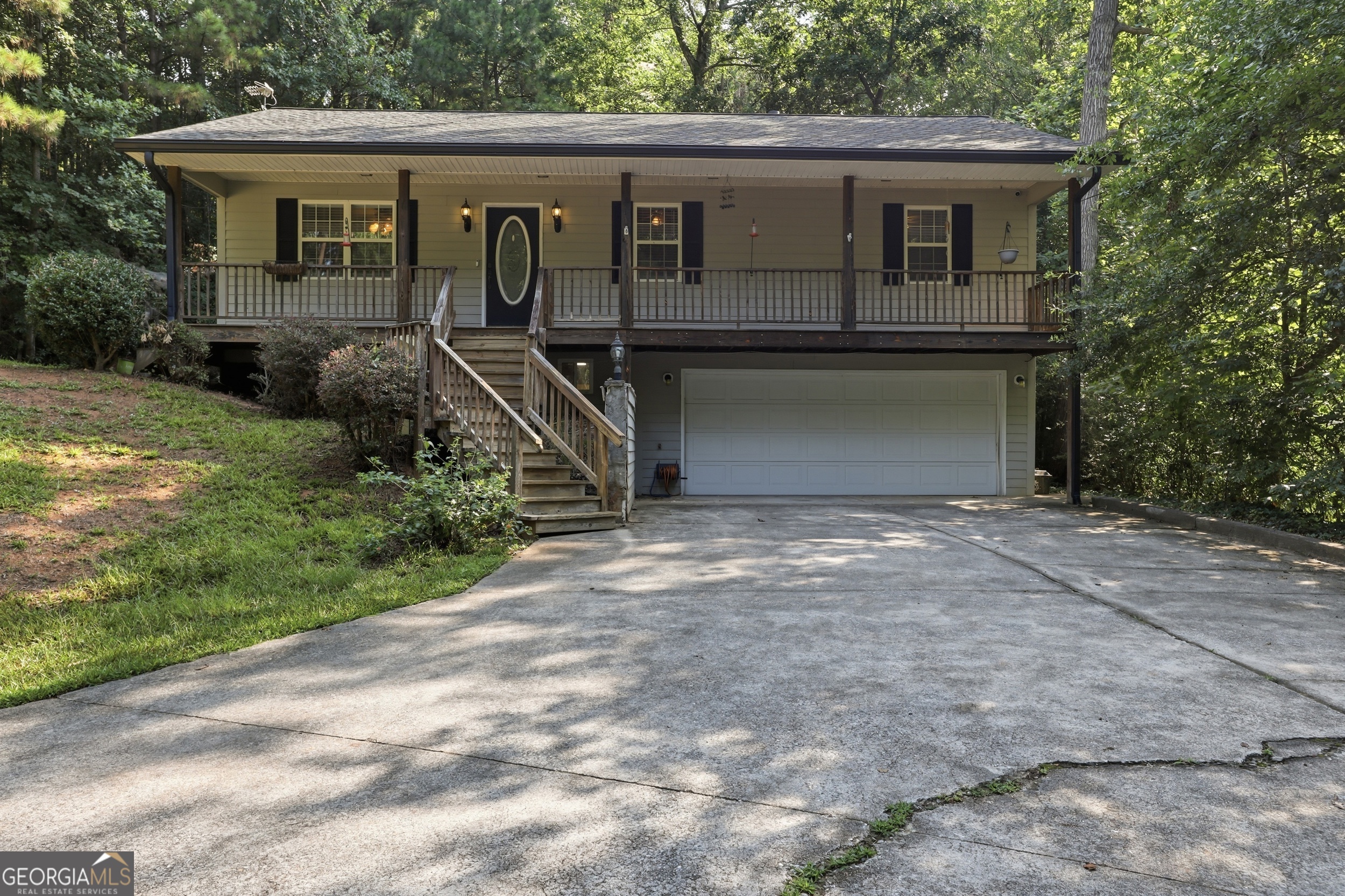 135 Andrews Road Property Photo 1