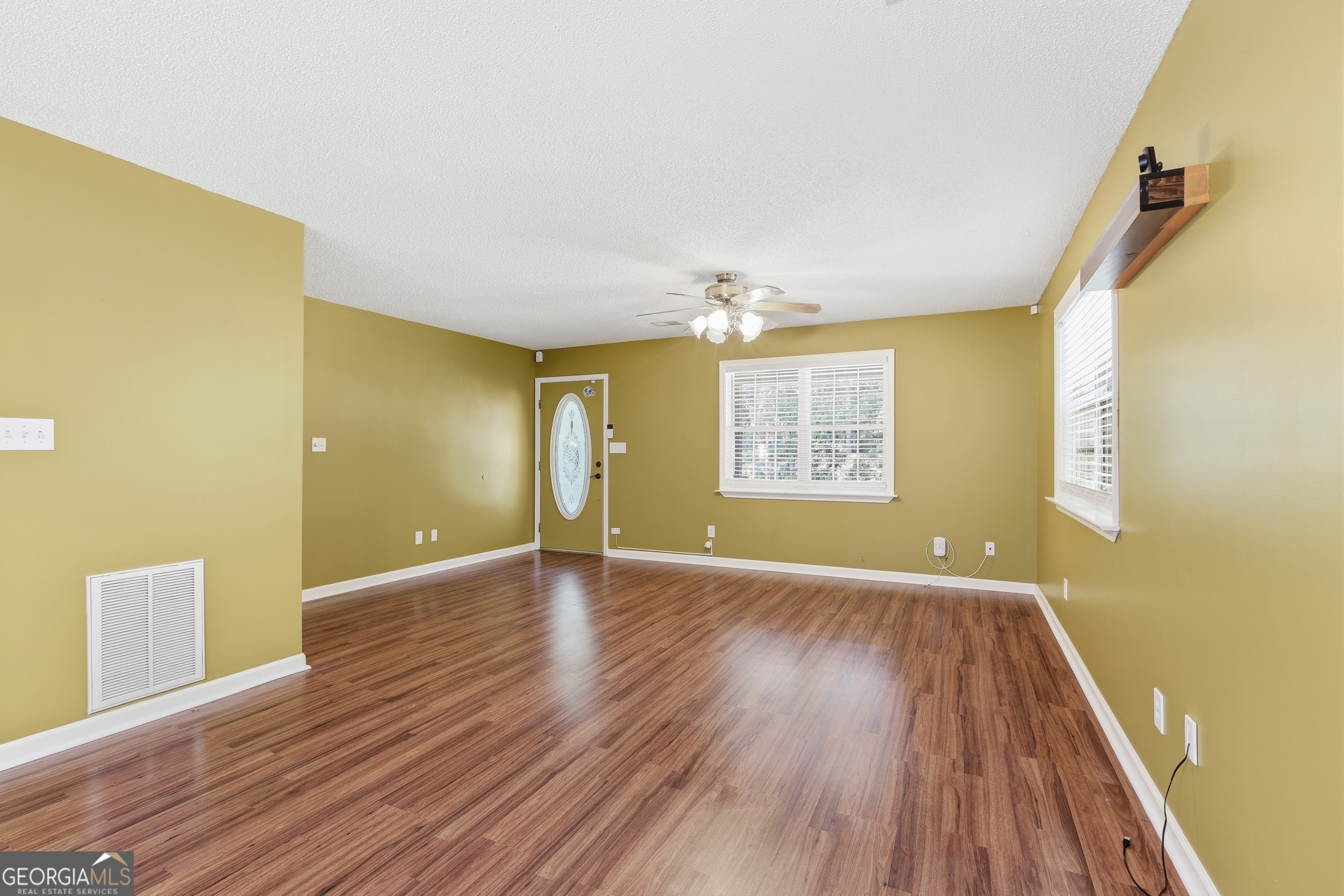 135 Andrews Road Property Photo 6