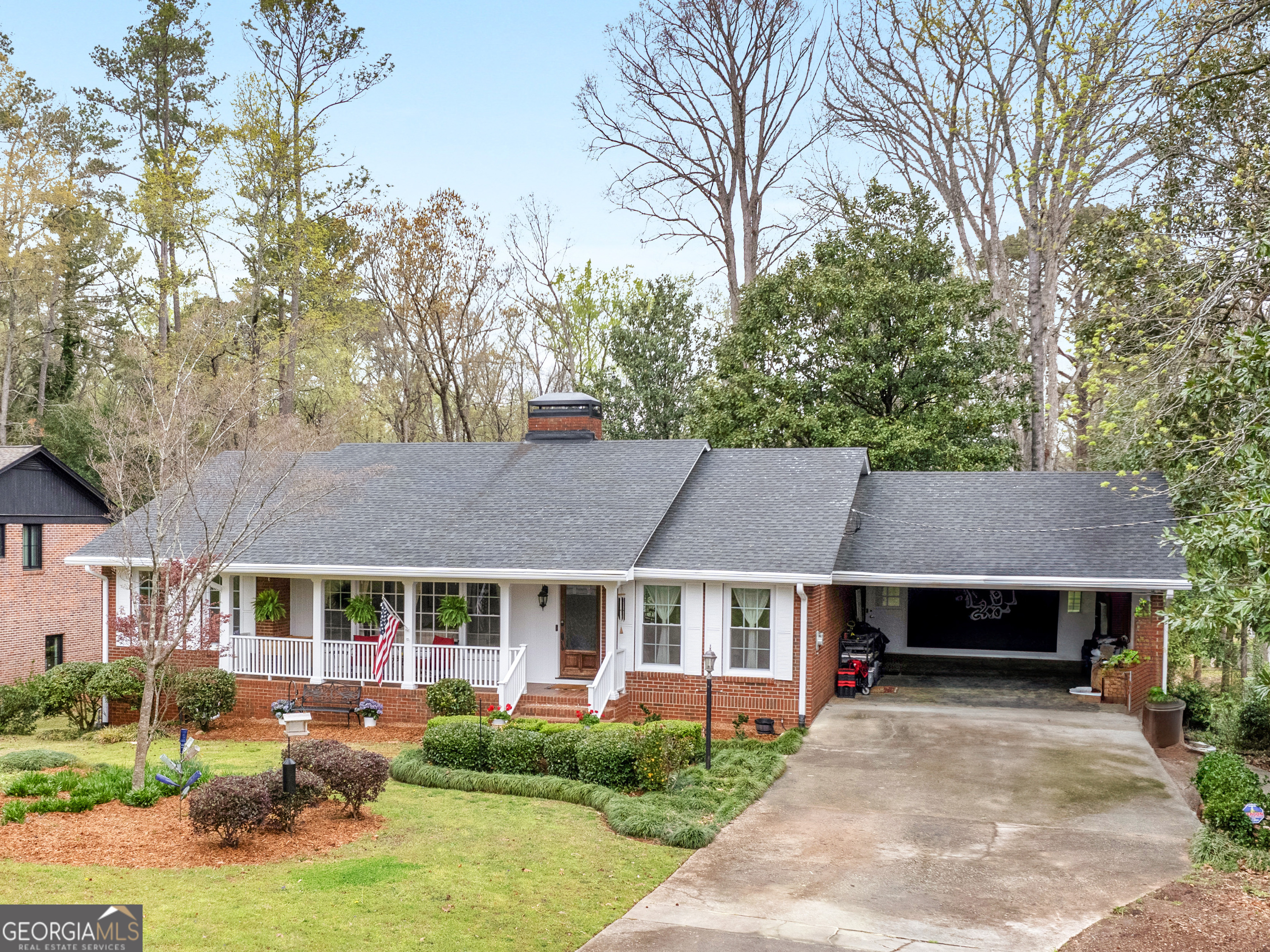 541 Pineridge Road Property Photo 1