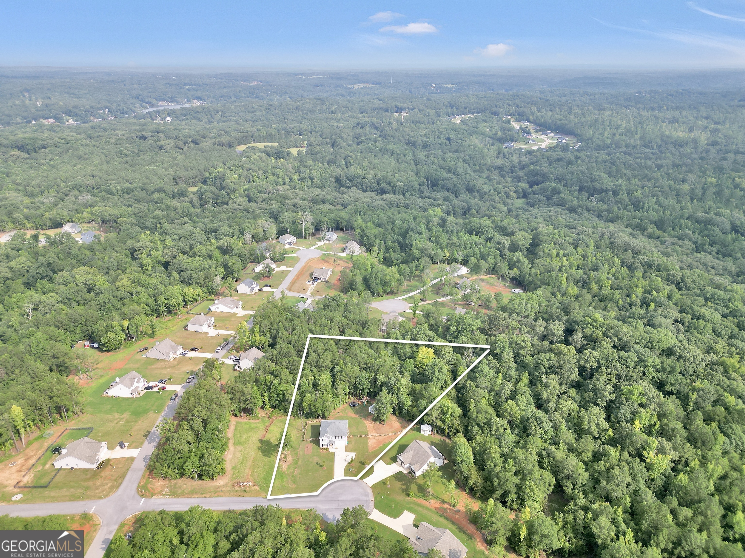 201 Cooper Drive Property Photo 2
