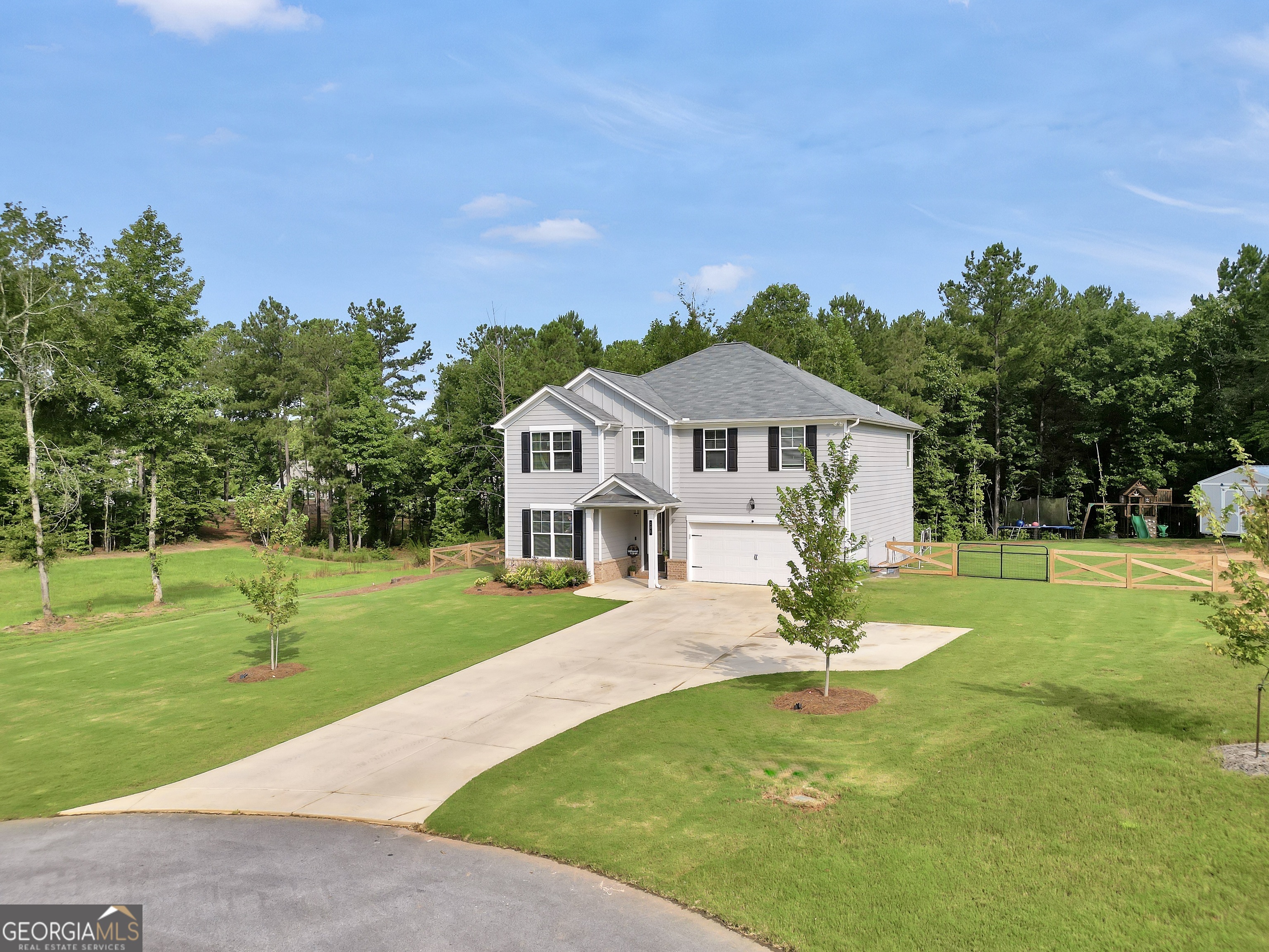 201 Cooper Drive Property Photo 8