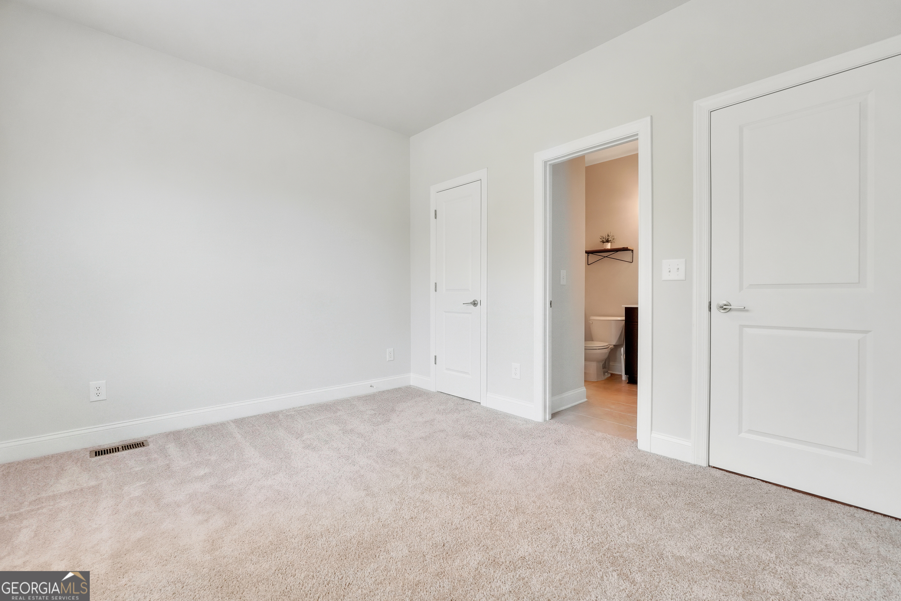 201 Cooper Drive Property Photo 15