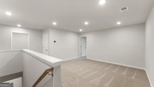 1299 Farmers Loop Lot 8 Property Photo 13