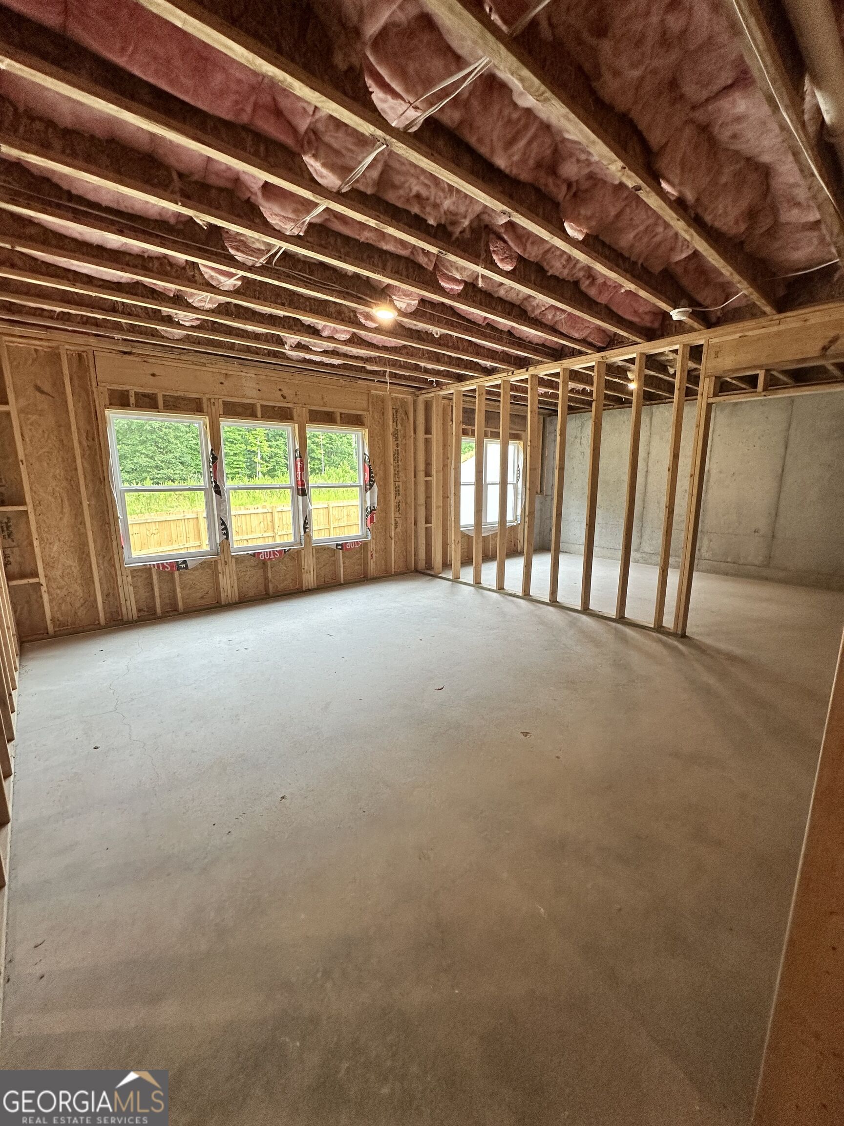 3301 Pepperpike Court Property Photo 5