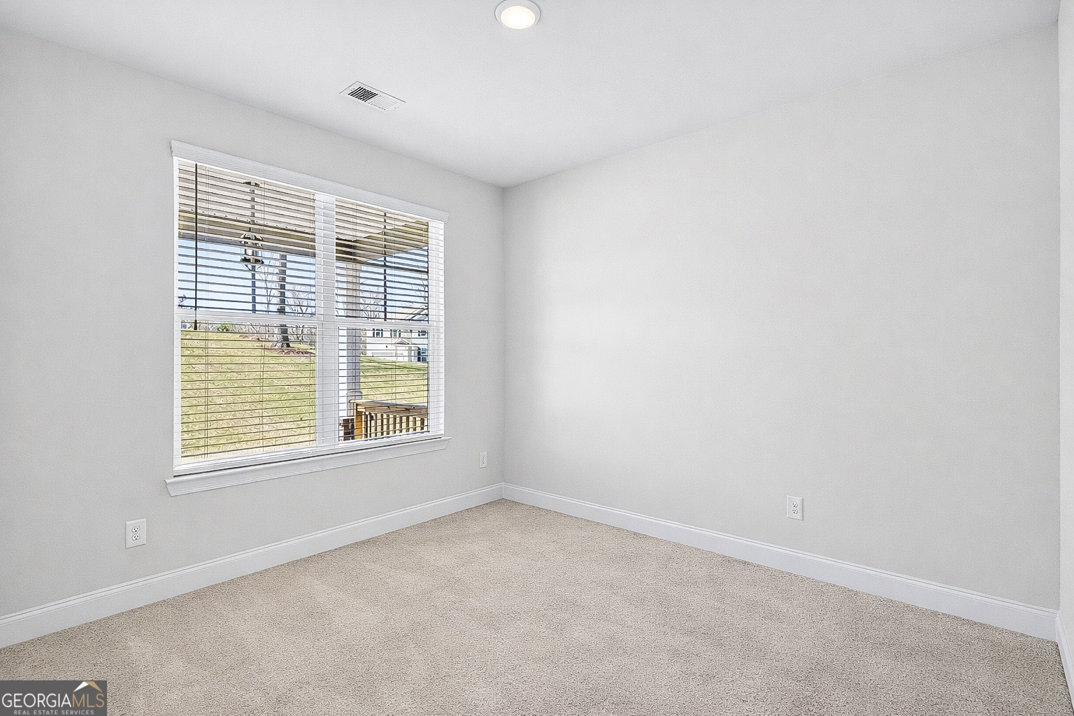 476 Lawson Drive # 25 Property Photo 3