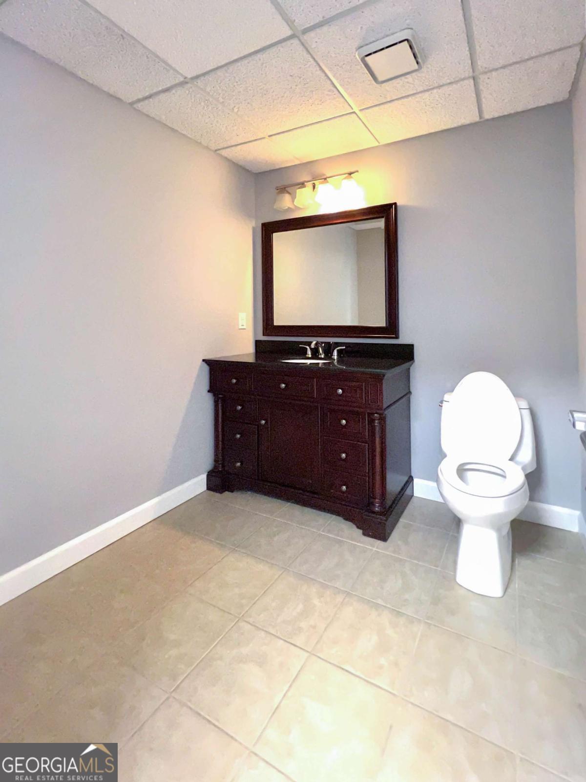 1071 Cambridge Square Property Photo 6
